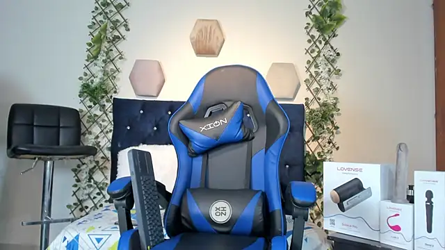  taylor black online show from 11/06/25, 12:36