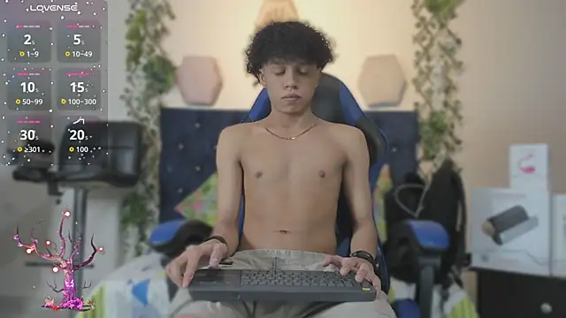  taylor black online show from 11/20/25, 09:04