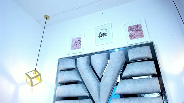 lianfox  online show from 03/11/26, 12:32