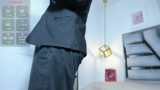 Snapshot of lianfox_ chatting on 02/14/26, 01:00 lianfox online show from 02/14/26, 01:00