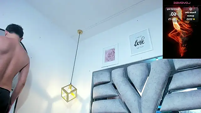 lianfox  online show from 03/25/26, 12:26