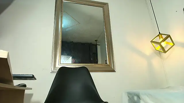 Snapshot of lianfox_ chatting on 09/26/25, 12:34 lianfox online show from 09/26/25, 12:34