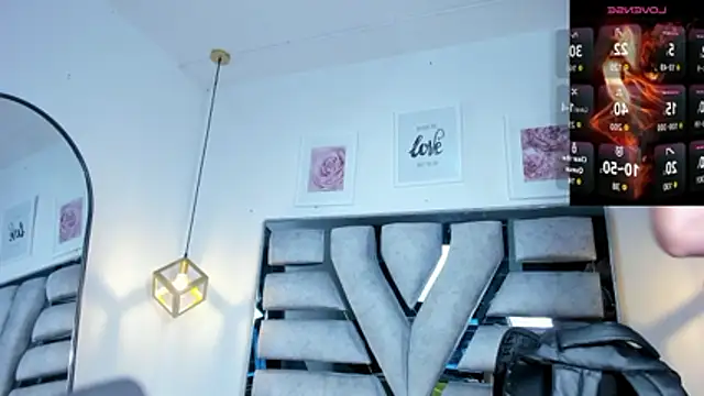 lianfox  online show from 04/11/26, 12:31