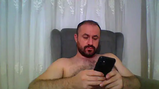 Snapshot of micheal3467 chatting on 10/10/25, 10:43 micheal3467 online show from 10/10/25, 10:43