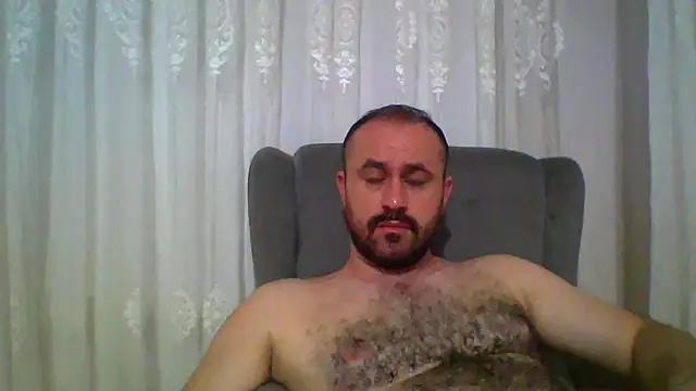 Snapshot of micheal3467 chatting on 10/05/25, 11:28 micheal3467 online show from 10/05/25, 11:28