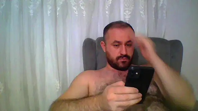 Snapshot of micheal3467 chatting on 10/03/25, 10:33 micheal3467 online show from 10/03/25, 10:33