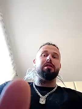 Snapshot of Barber33zk chatting on 03/19/26, 06:24 Barber33zk online show from 03/19/26, 06:24
