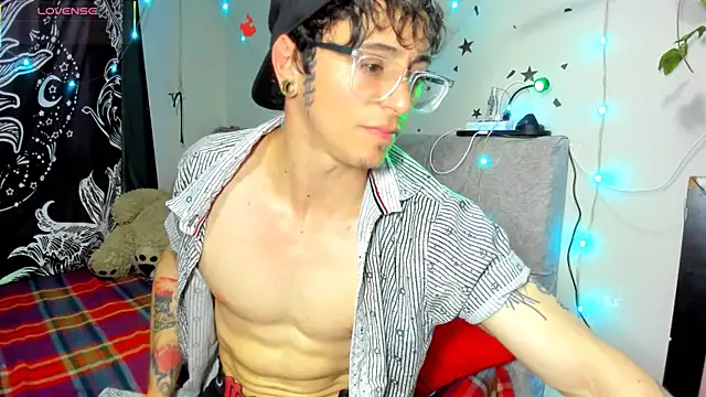 puepleholly online show from 02/12/26, 11:04