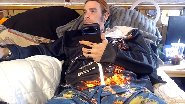 thejuicybacon online show from 10/27/25, 03:24