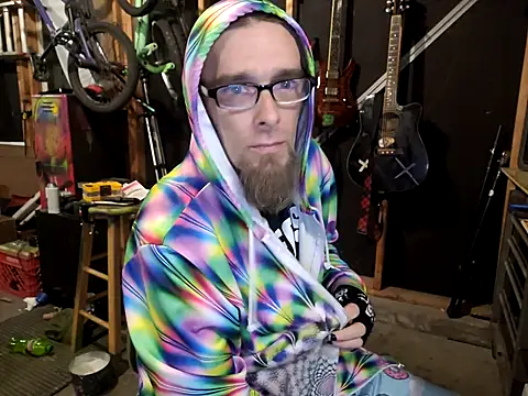 Snapshot of thejuicybacon chatting on 10/21/25, 05:29 thejuicybacon online show from 10/21/25, 05:29