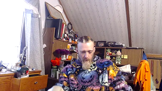 thejuicybacon online show from 11/27/25, 01:55