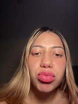 MissCat  online show from 11/30/25, 01:50