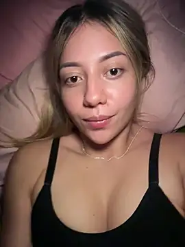 MissCat  online show from 12/20/25, 03:20