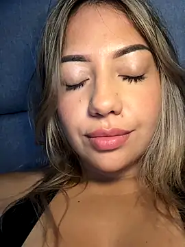 MissCat  online show from 10/29/25, 03:05