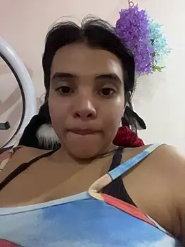 Snapshot of Ada_sienn chatting on 07/11/26, 04:07 Ada sienn online show from 07/11/26, 04:07