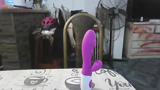 loliporomero online show from 10/28/25, 12:00