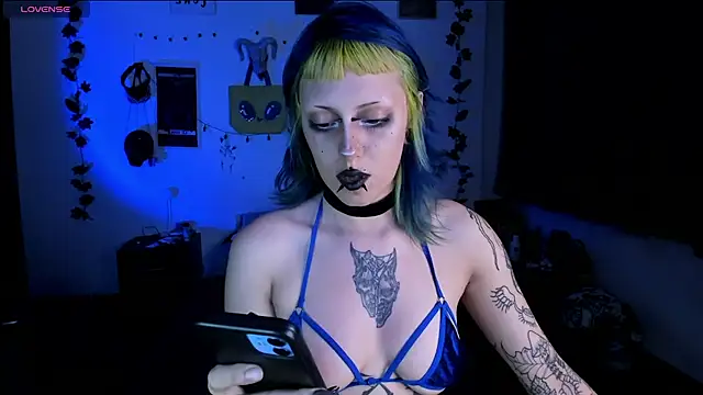 kattusauruss online show from 02/06/26, 02:29