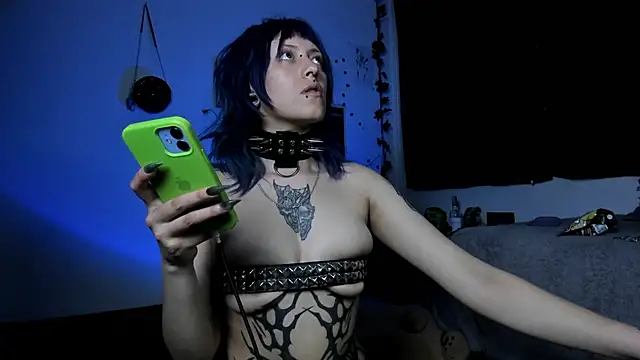 kattusauruss online show from 10/22/25, 04:12