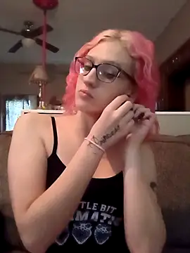 spoiledprincess4 online show from 11/21/25, 08:52