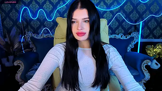 Neyla Charm online show from 11/30/25, 07:09