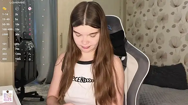 Snapshot of _cute_ice chatting on 07/08/26, 05:41 cute ice online show from 07/08/26, 05:41