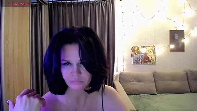 CollenRodrigezz zz online show from 04/28/26, 01:15