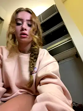 TwiceAsTempting online show from 12/15/25, 11:27