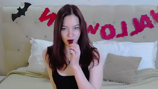 MichelleRoux online show from 10/30/25, 11:19