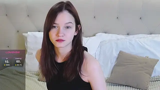 MichelleRoux online show from 11/10/25, 01:16