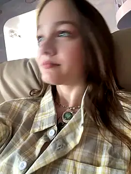 MichelleRoux online show from 09/15/25, 10:48