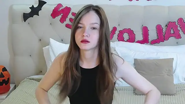 MichelleRoux online show from 10/25/25, 12:28