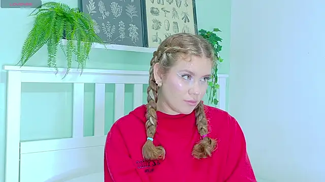 BelaMiller  online show from 11/12/25, 11:47