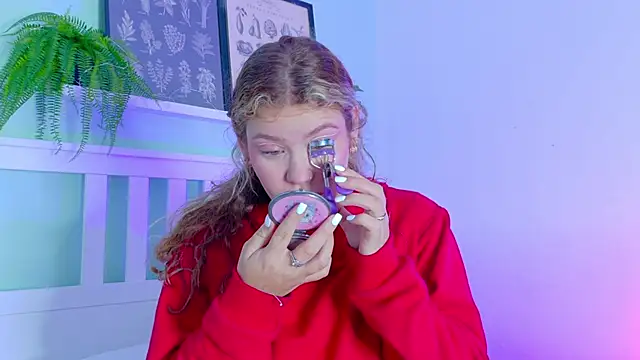 BelaMiller  online show from 11/13/25, 11:47