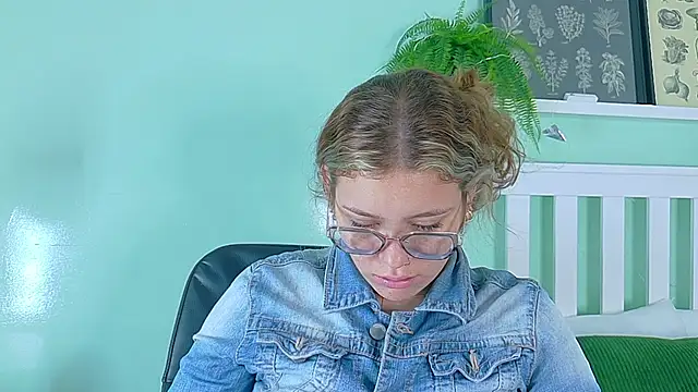 BelaMiller  online show from 10/09/25, 11:44