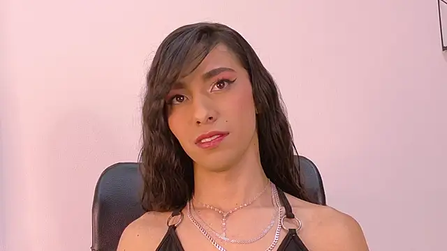 TiffValentinee  online show from 12/18/25, 02:49