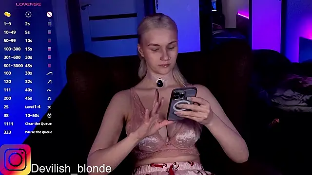 HitchcocianBlonde online show from 03/10/26, 06:45