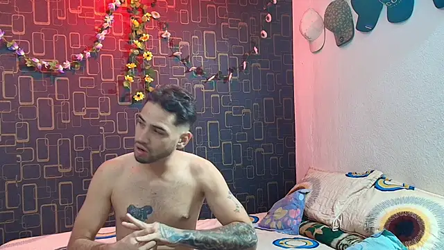 daniquintero03 online show from 04/25/26, 07:22
