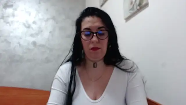 Snapshot of jollene chatting on 11/29/25, 12:38 jollene online show from 11/29/25, 12:38