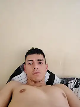 La Cosita 69 online show from 11/10/25, 08:03