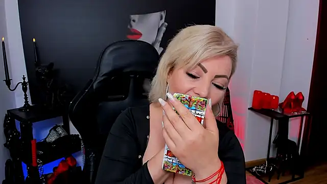 demisweet online show from 03/19/25, 10:33