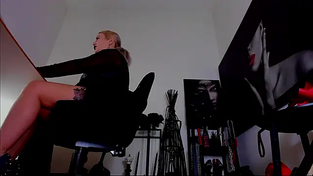 demisweet online show from 02/26/26, 07:41