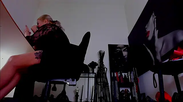 demisweet online show from 02/09/26, 05:05