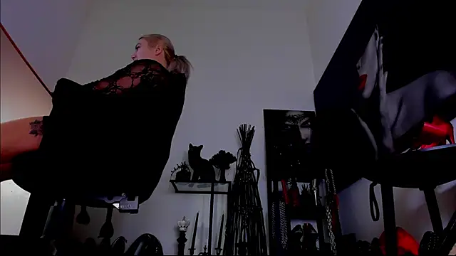 demisweet online show from 02/13/26, 05:51