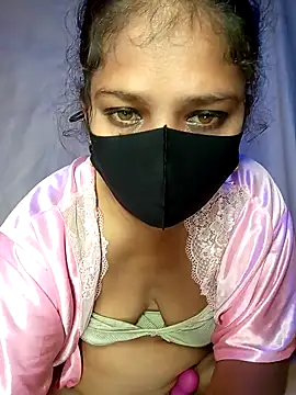 LushVamp online show from 12/18/25, 01:59