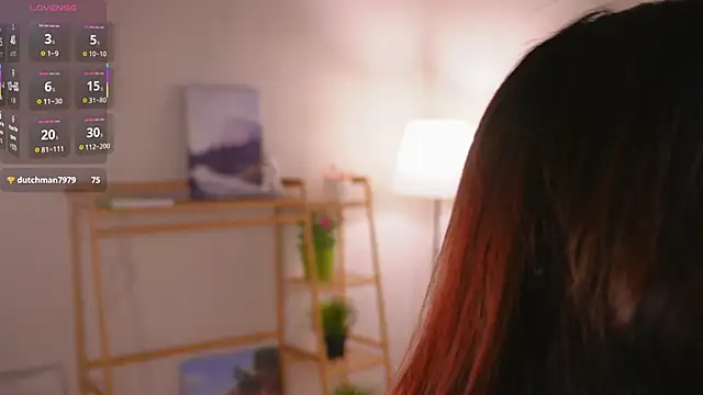 Snapshot of MoiraEger chatting on 01/08/26, 04:13 MoiraEger online show from 01/08/26, 04:13