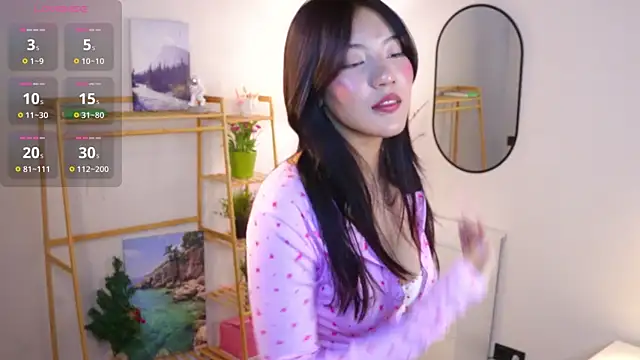 Snapshot of MoiraEger chatting on 02/04/26, 04:13 MoiraEger online show from 02/04/26, 04:13