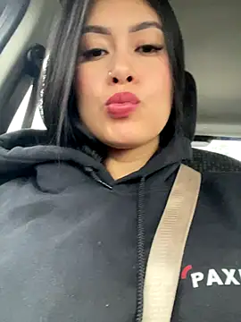 CrisMarulanda online show from 11/30/25, 11:44