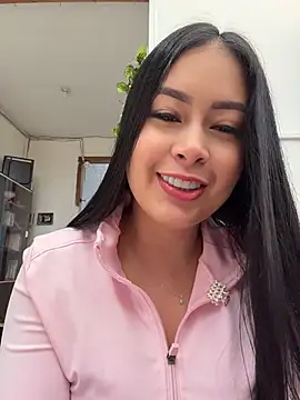 CrisMarulanda online show from 05/30/26, 02:55