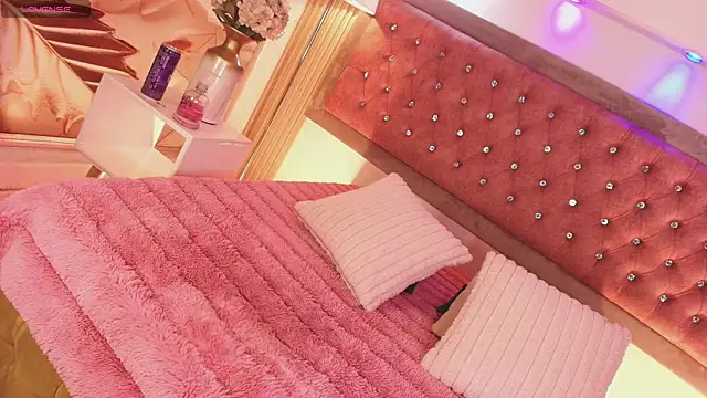 MylaDreams online show from 07/20/26, 03:36