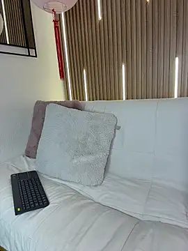 MylaDreams online show from 02/23/26, 03:30